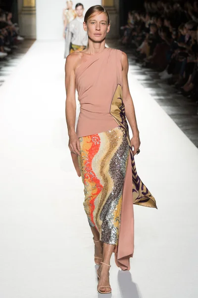 Look 59